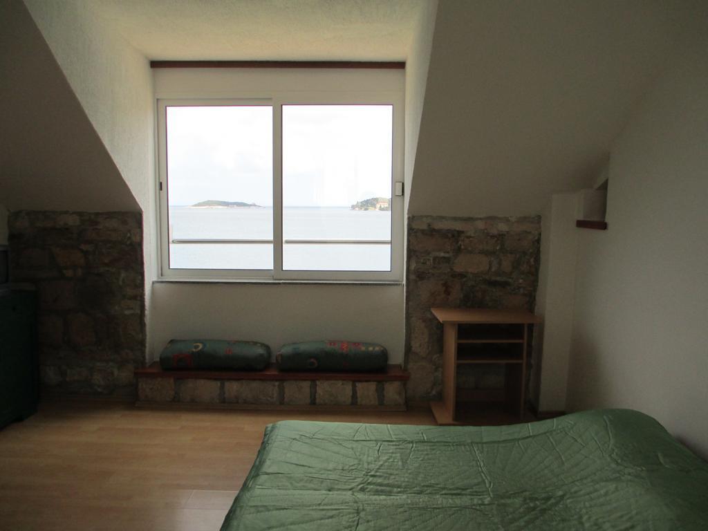 Apartments Acalinovic ヴィス 部屋 写真