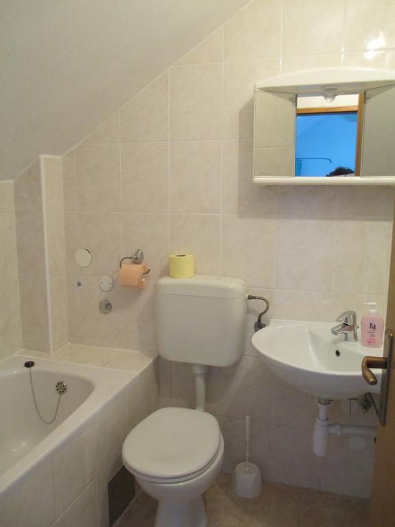 Apartments Acalinovic ヴィス 部屋 写真